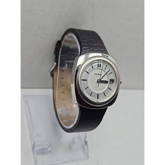 Fossil F2 Womens Cushion Silver Tone Date Watch Black Leather Strap New Battery - Picture 3 of 12